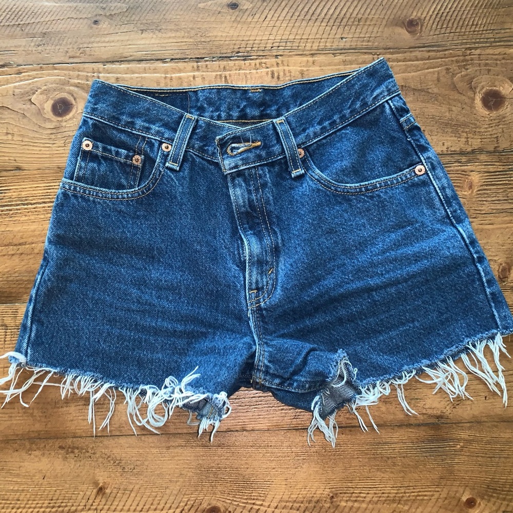 Levi’s 550 shorts
